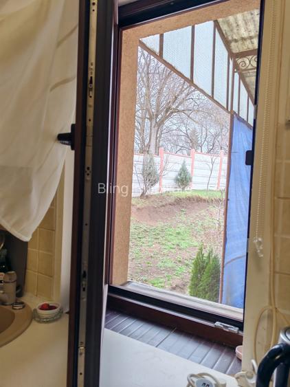 Casa cu 2 camere, 43 mp plus 480 mp teren, Zona strazii Horea - 12