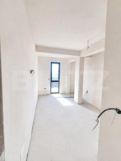 OPORTUNITATE DE INVESTITIE ,  Apartament 3 camere,  Panorama superba, Bloc nou - 4
