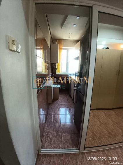 P4684 Apartament 4 camere  zona Dacia, CENTRALA PROPRIE, ETAJ 2 - 4