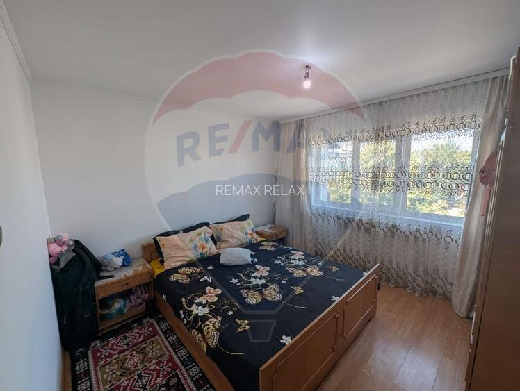 Apartament cu 2 camere de vânzare în zona Sud-Vest - 2
