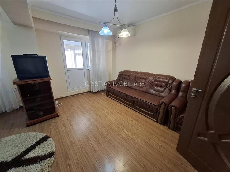 ULTRACENTRAL Bariera 2 cam 84mp, etaj 1 bloc cu lift Mobilat si Utilat - 2