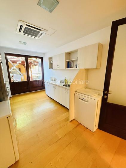 Bucovina–Mehala | 15 camere | 728 mp teren | Proprietate multifuncțională - 16