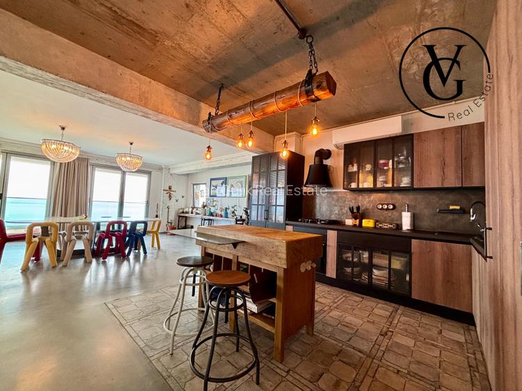 Apartament generos 3 camere- frontal mare - prima linie-parcare - 4