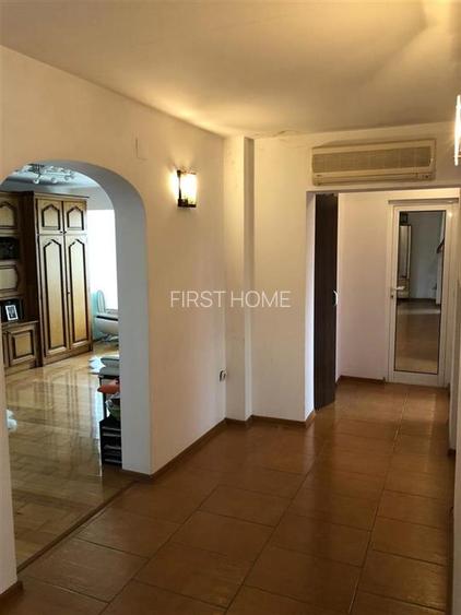 Apartament 3 camere, zona Centrala , etaj 4, renovat si mobilat - 18
