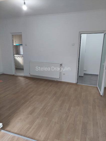 Vand garsoniera in Braila,et.1,zona bariera recent renovata - 2