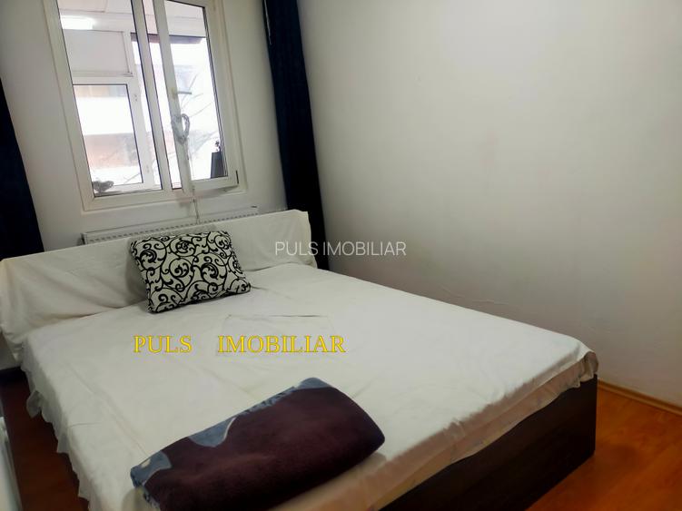 City Park : Apartament 3 camere,două holuri,etaj 2, gaze, balcon generos - 13