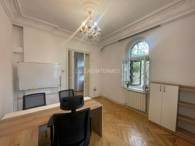 Tomis II , casa IDEAL BIROURI, 3 camere, curte proprie 100 mp. - 6
