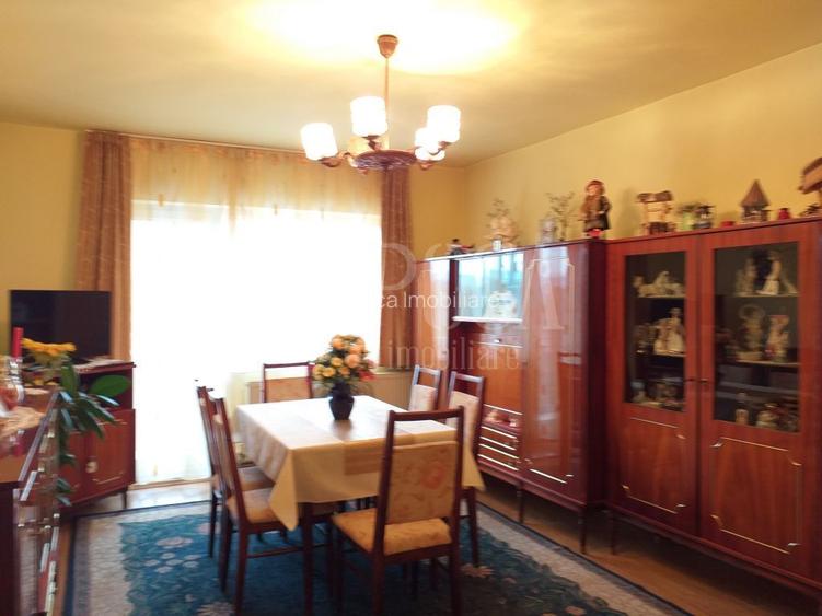 Casa 8 camere de vanzare in Someseni, Cluj Napoca - 5