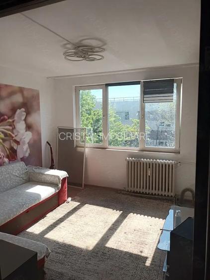 De vanzare Apartament  3 camere Pacii - 3