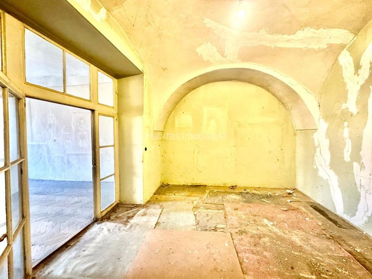 Apartament 2 camere 69mp/parcare  - cladire an 1654 - Centru istoric - 7