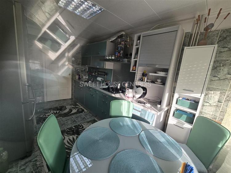 Apartament cu patru camere zona centrala - 3