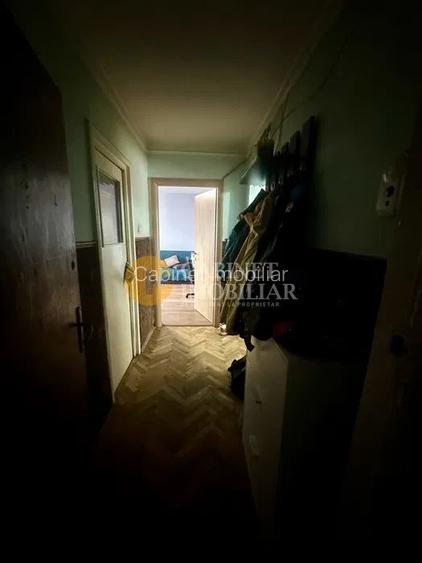 4 Camere Decomandat  - Etaj 1 - Zona Galata/ Biserica Galbena - 3