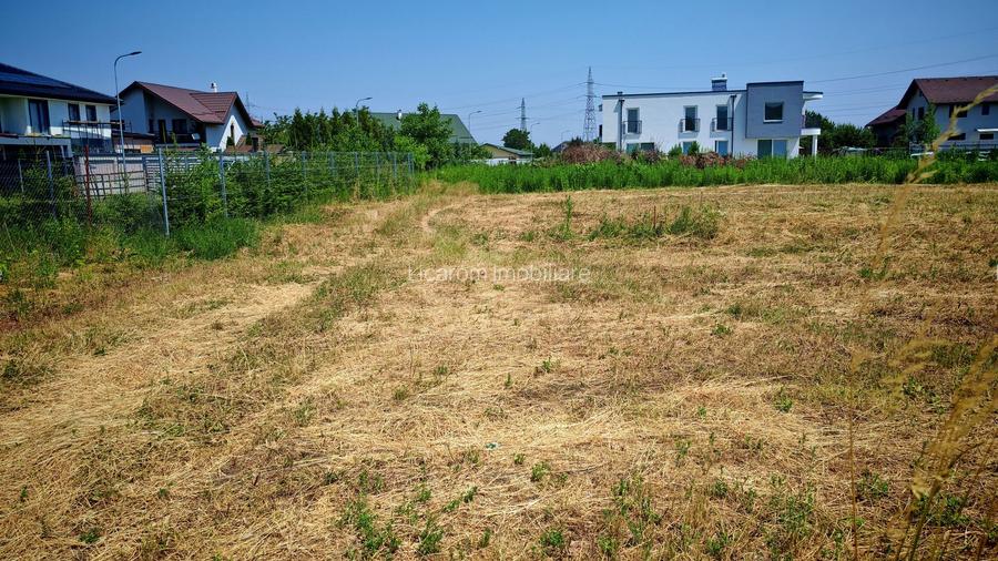 BARTOLOMEU,intravilan,intre case,suprafata de 774 mp,constructii P+2 - 10