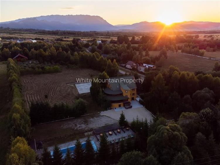 Complex turistic 18 camere, piscina si iaz, de vanzare, Rasnov - Glajarie, jud B - 9