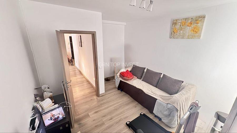 Apartament 3 camere balcon boxa si parcare Calea Cisnadiei - 4