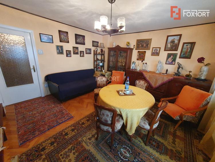 Apartament 3 camere, decomandat, etaj 1, zona Vladeasa - 17