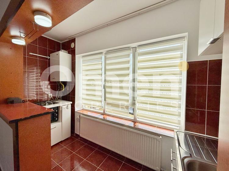 Apartament cu 3 camere decomandat, renovat , etaj 4 Paltinisului - 9