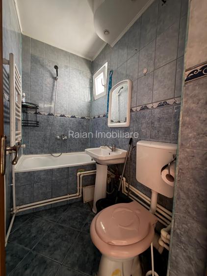 Vanzare apartament 2 camere in Galati, Micro 21, etaj 1, liber - 12