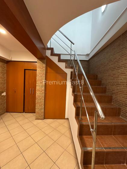 Vila ideala pentru 1-2 firme, gradinita, cresa sau 2 familii - 3