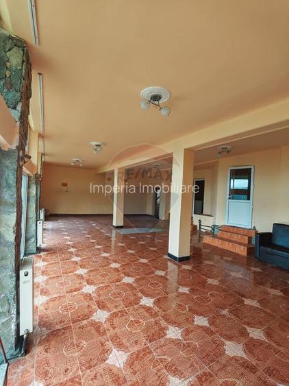 Cabană/Pensiune cu 12 camere de vânzare în Rânca - 10