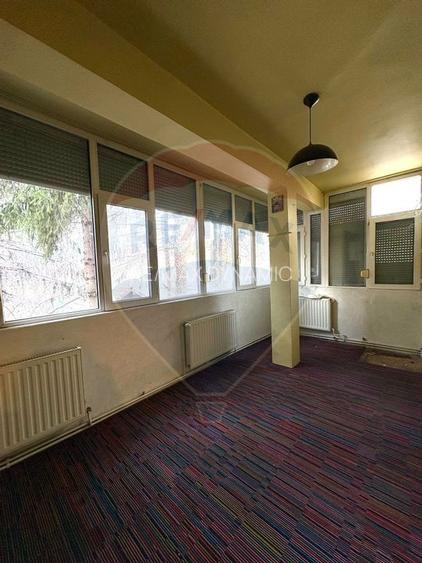 Apartament cu 3 camere la curte comuna, in zona Romanilor - 4