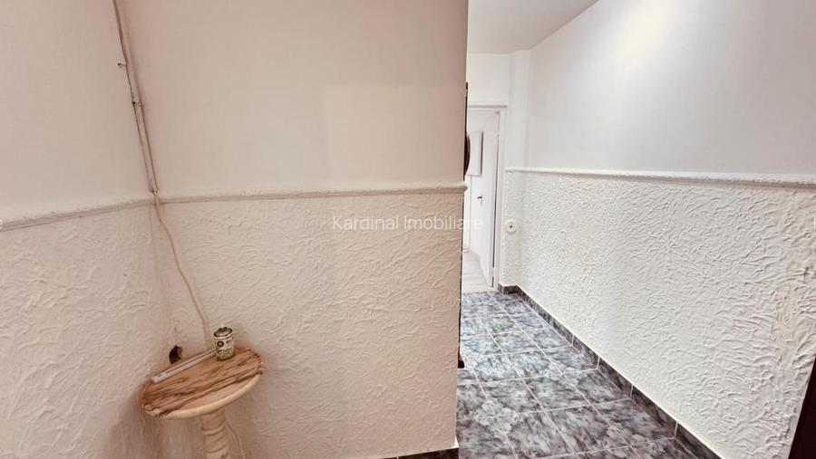 Apartament 2 camere decomandat Astra Carpatilor - 9