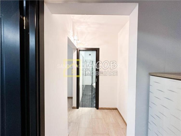 Apartament 2 camere decomandat, renovat complet, Et 1, strada Mioritei, Bacau - 2