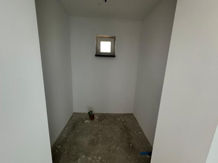 Spatiu comercial de vanzare Miroslava