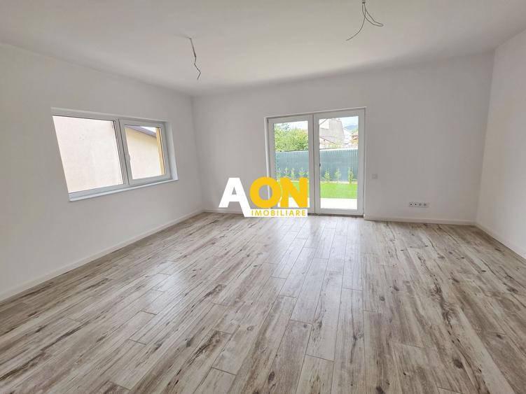 1/2 Duplex finisat la cheie, 4 camere, 317 mp teren, zona Centru