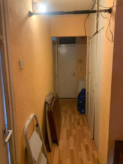 Apartamet 4 camere - 80 mp - etaj 2/4 - Zona Autogara Fany