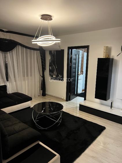 DIRECT PROPRIETAR !! Vând apartament cu 2 camere , 42 mp , zona KM 4-5  - 14