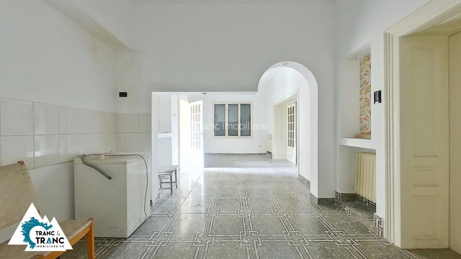 Casa cu 4 camere in Centrul Aradului - 9