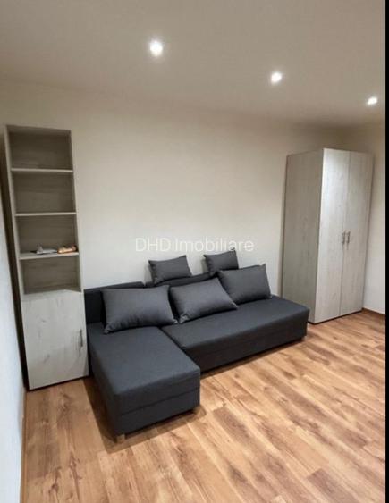 Garsoniera de inchiriat Tatarasi zona Flora 320 euro - 2