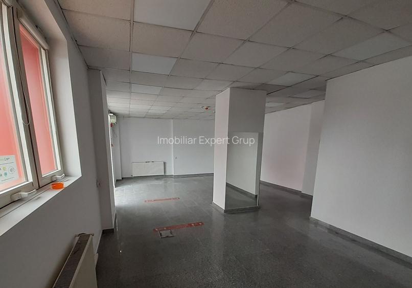 Showroom, birouri si depozitare in zona comerciala din Afumati - 6