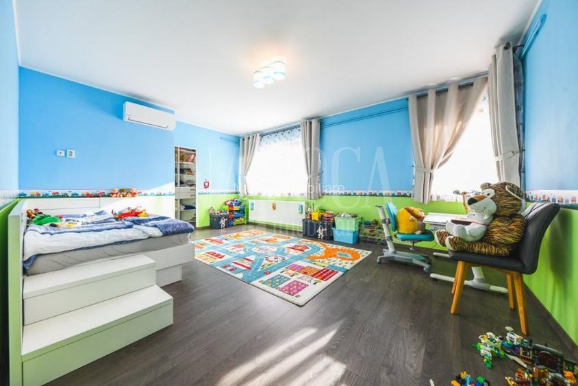 Casa 5 camere de vanzare in Floresti - 9