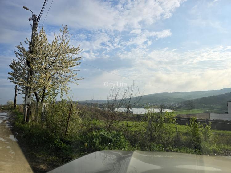 Teren intravilan Sorogari cu AC priveliste superba spre lac - 2