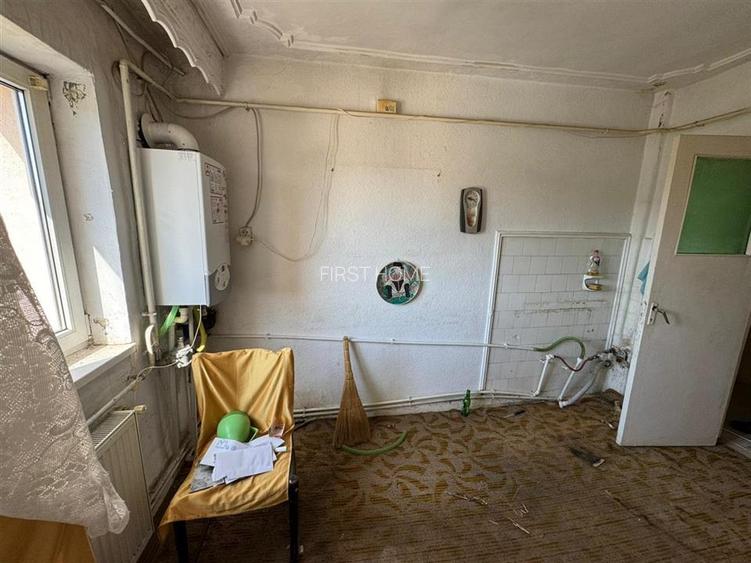 Apartament 3 camere, 70mp, etaj 4/4 cu acoperis, zona Casa de Cultura - 3