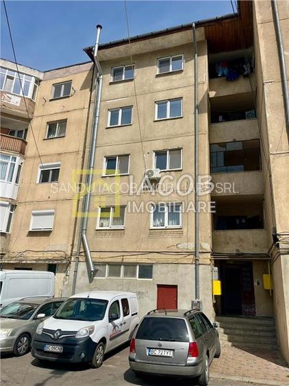 Apartament cu 3 camere de inchiriat, Comanesti, jud. Bacau - 21
