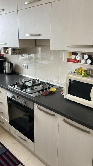 Apartament cu 2 camere mobilat utilat, cu loc de parcare parcare, zona Coresi - 9