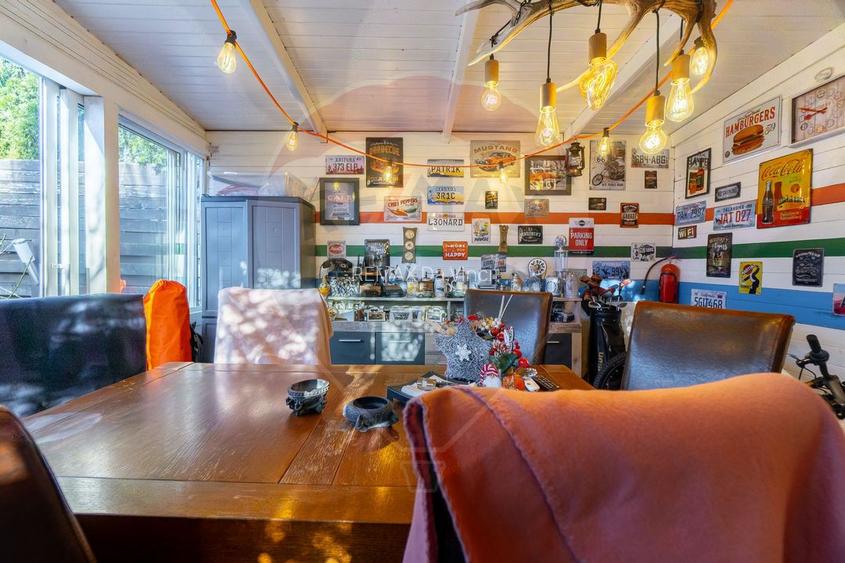 Casă / Vilă cu 4 camere de vânzare în zona Central - 36