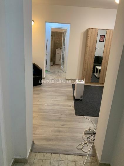 Inchiriez apartament doua camere ,langa Spitalul Mare   - 10