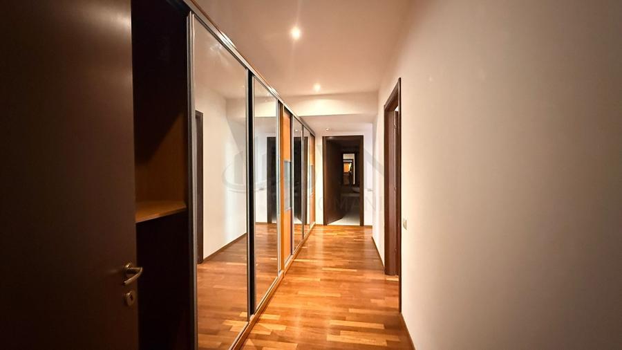 REA1028498 APARTAMENT SUPERB l TERASA l 2 GARAJE l HERASTRAU l NORDULUI