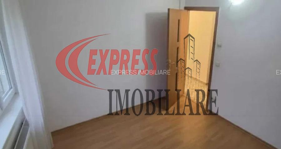 Titan, 1 Decembrie 1918,  McDonald's, Mega Image - 4