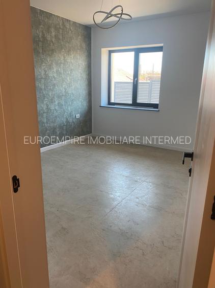 Casa de vanzare , TECHIRGHIOL +teren 440mp - 6