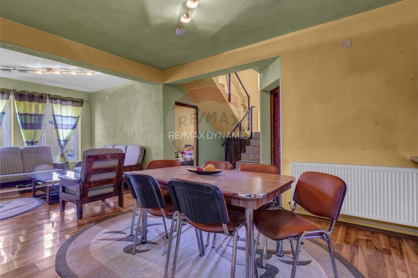 Oportunitate rară în Chișineu-Criș: locuință și spații comerciale - 34