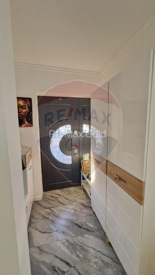 Casă / Vilă cu 5 camere - la 2 minute de Complex Cosmopolis - 3