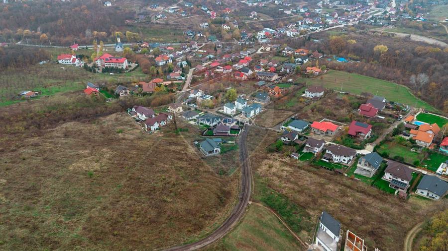 De Vanzare Teren 1,286mp Barnova - Str. Camil Petrescu 0% comision - 2