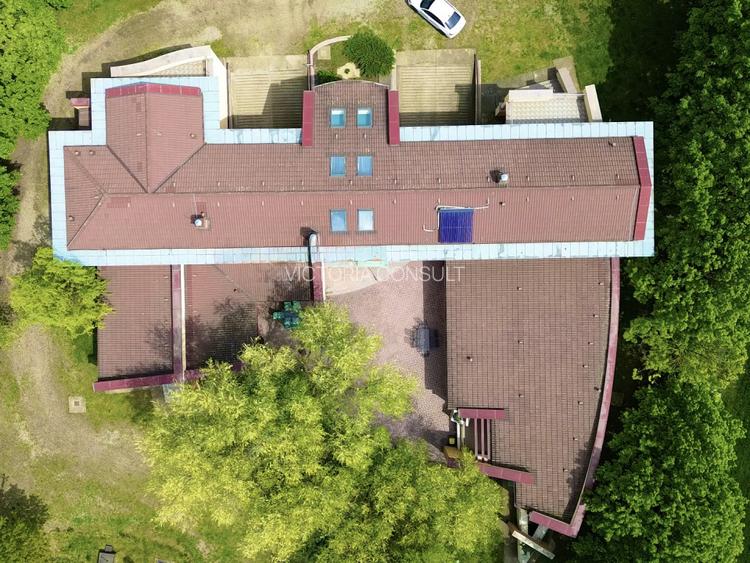 Domeniu privat, resedinta ampla 8.000 mp teren, posibil extindere la 28.812 mp! - 38