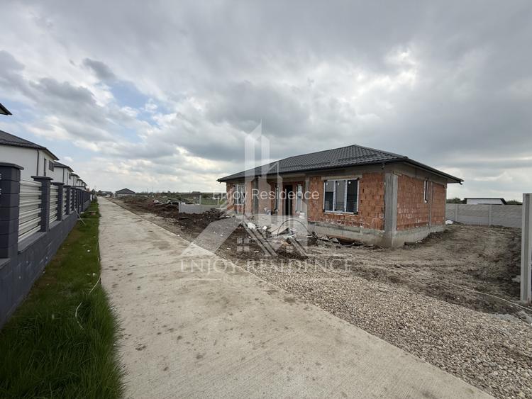 Ansamblu case individuale pe parter 2026 | Curte 400mp | Domnesti - 14