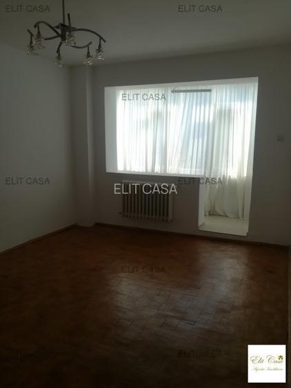 Tatarasi, 3 camere decomandat, etaj 1/4 - 2
